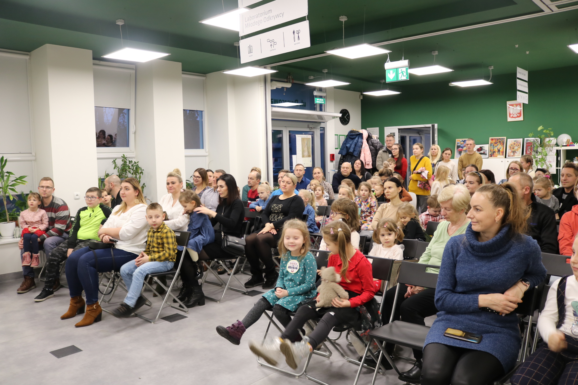 Rozstrzygnięcie konkursu organizowanego przez Przedszkole Pod Topolą w bibliotece