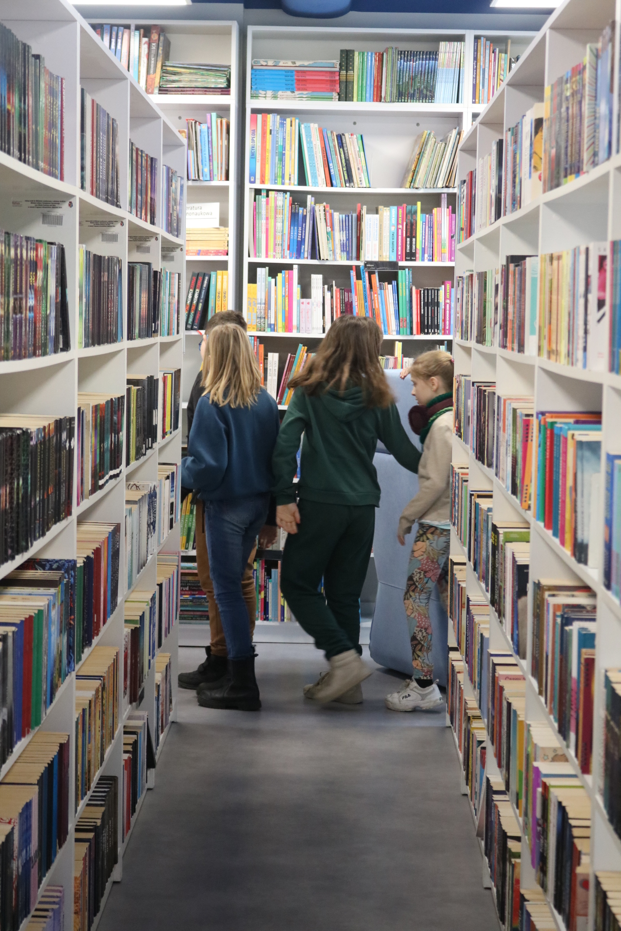 Lekcja biblioteczna z udziałem dzieci z klasy IIIc z SP4 Kostrzyn nad Odrą