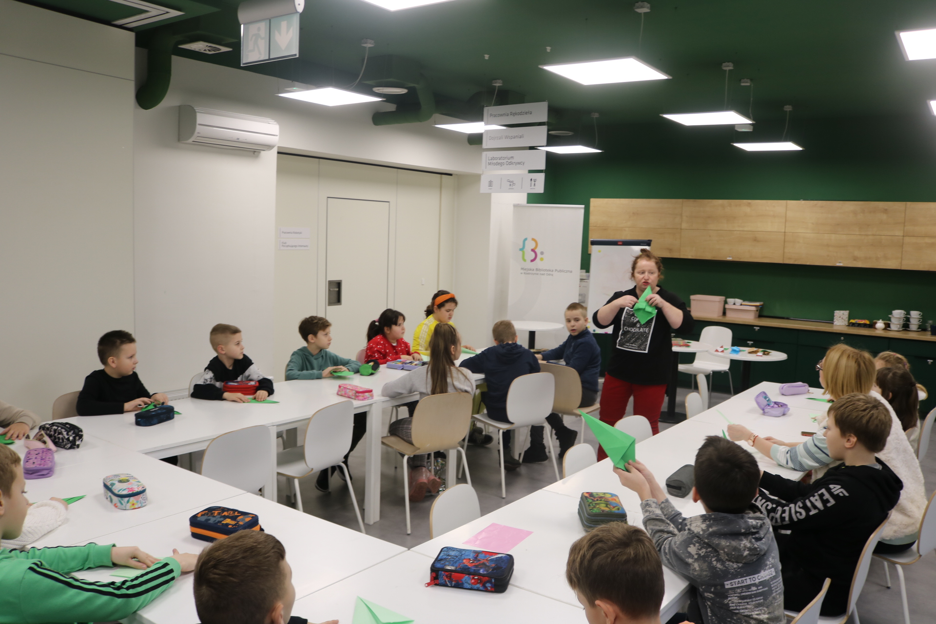 Świąteczne Origami - Klasa IIIA SP1 - 19.12.2023