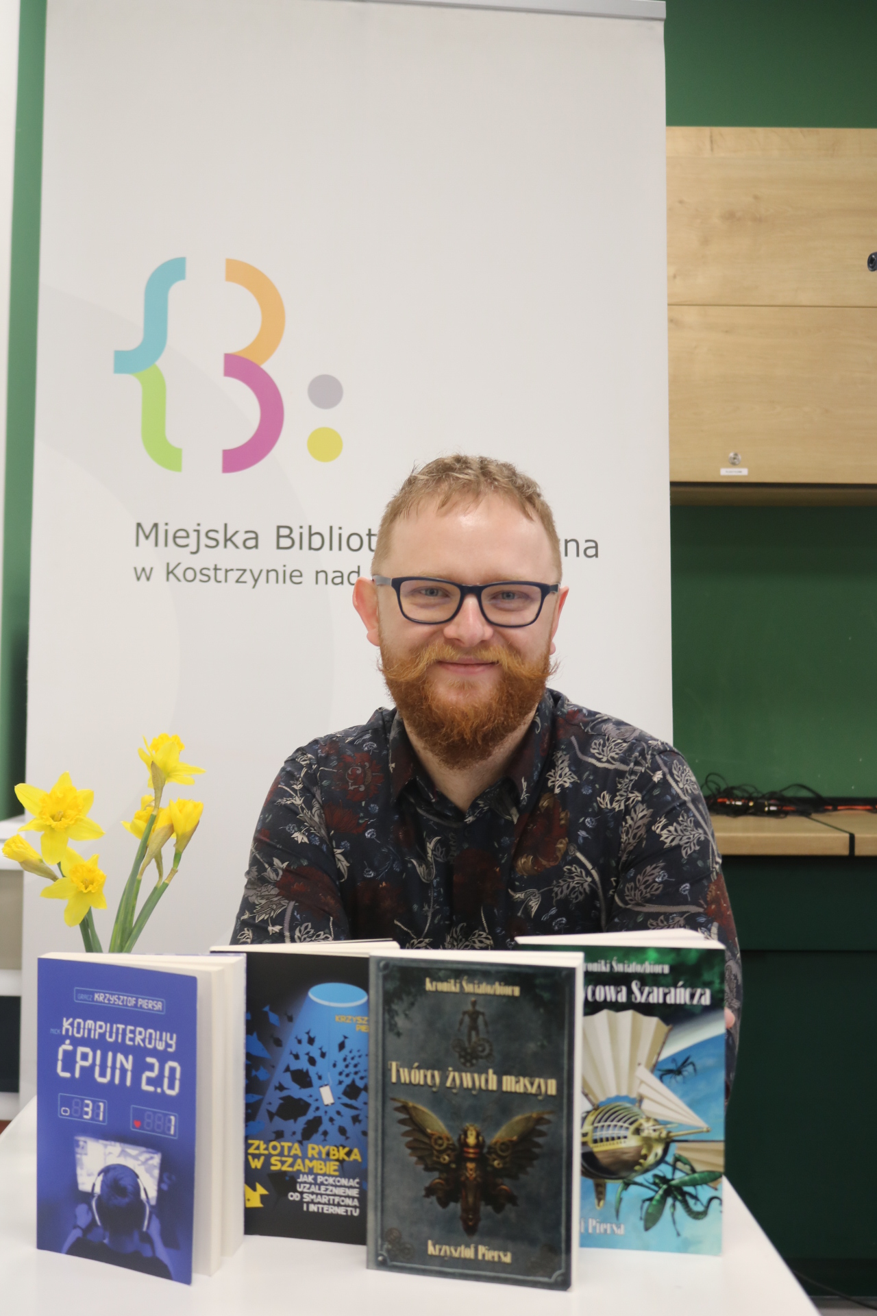 Warsztaty uzależnień cyfrowych Krzystof Piersa w Miejskiej Bibliotece Publicznej Luty 2024